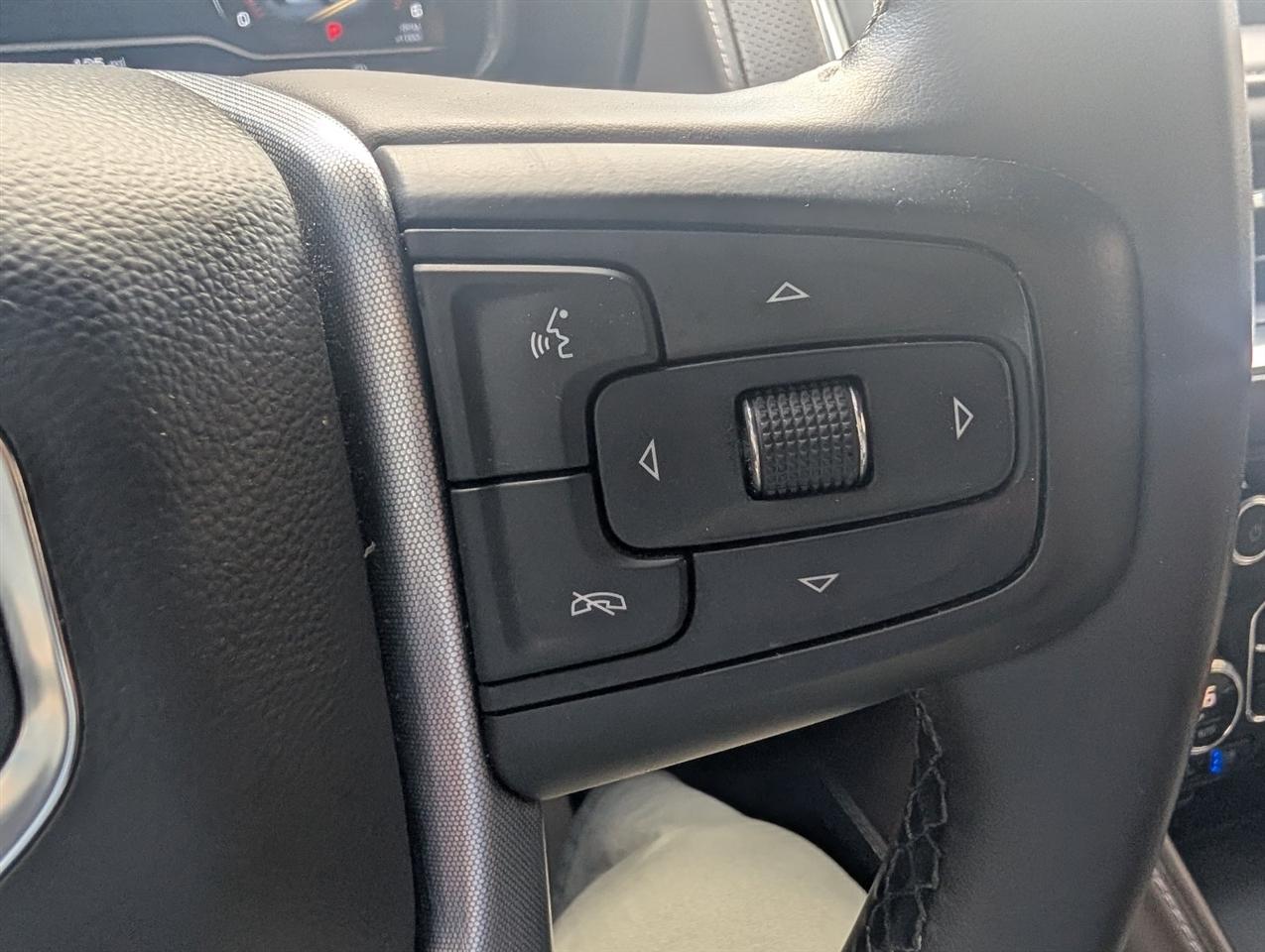 GMC Yukon SLT 4WD 2023