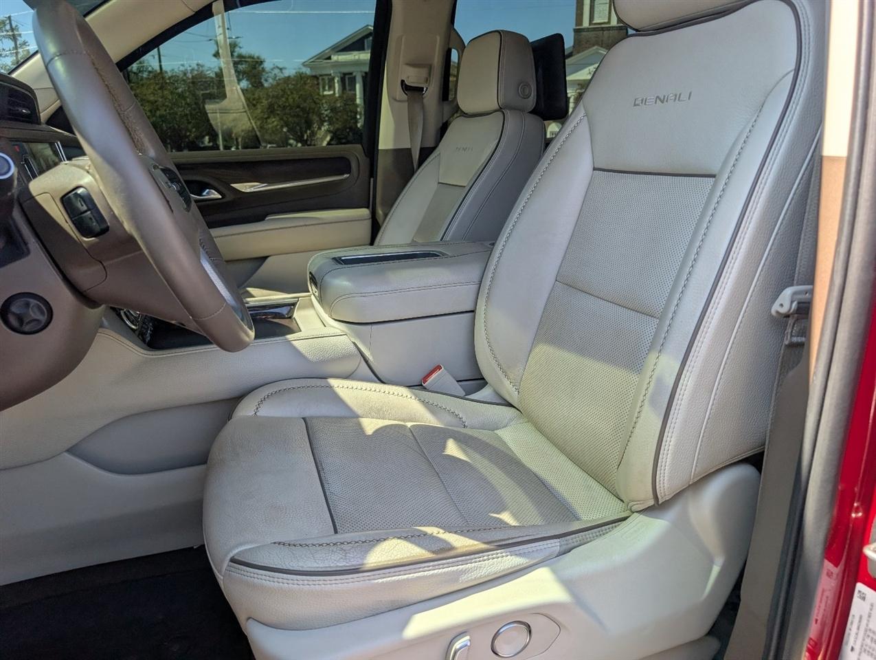 GMC Yukon XL Denali 4WD 2021