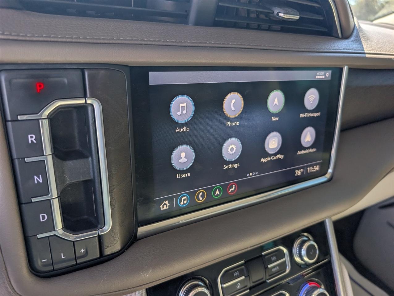GMC Yukon XL Denali 4WD 2021