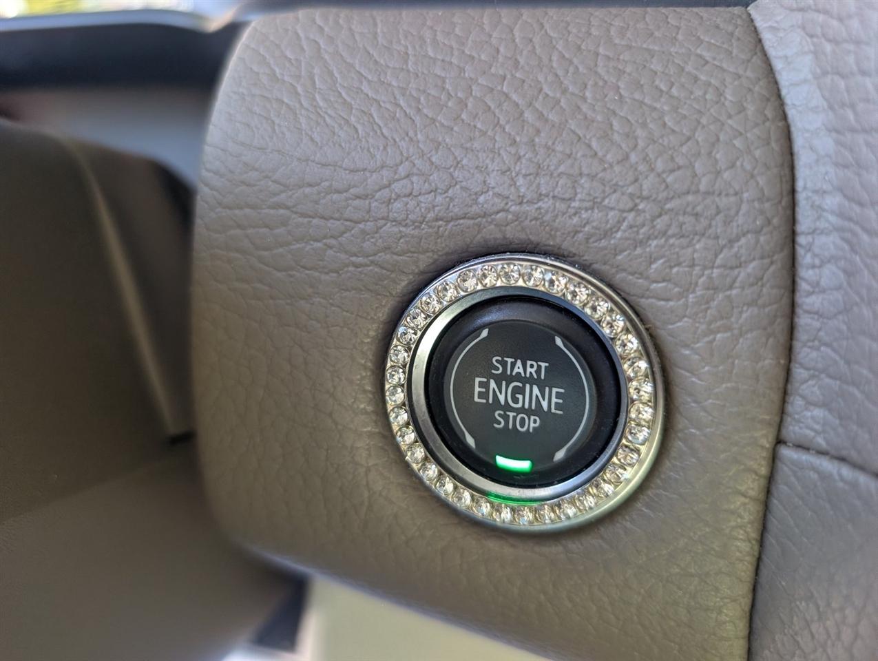 GMC Yukon XL Denali 4WD 2021