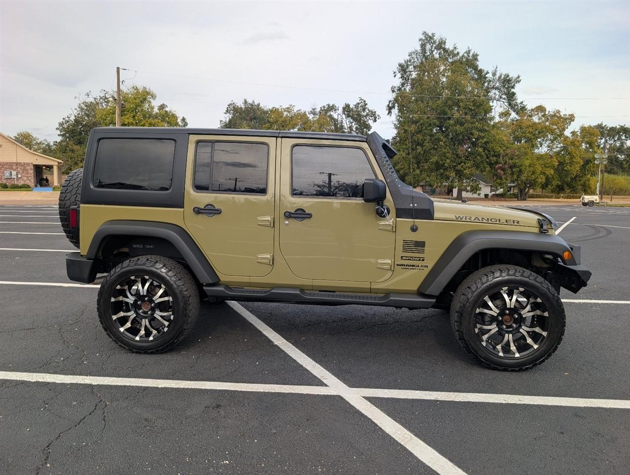 Jeep Wrangler Unlimited Sport 4WD 2013