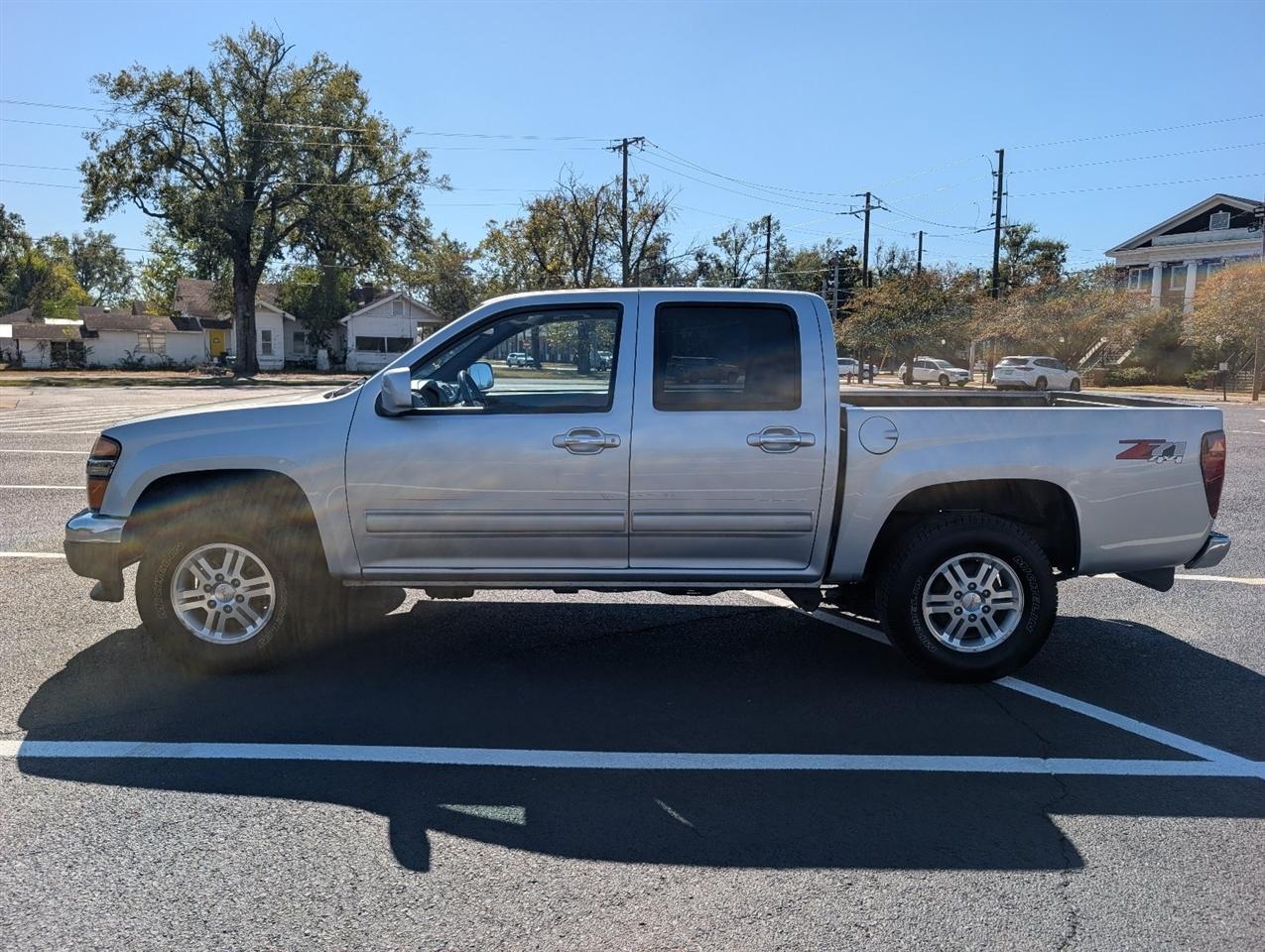 GMC Canyon SLE-1 Crew Cab 4WD 2010