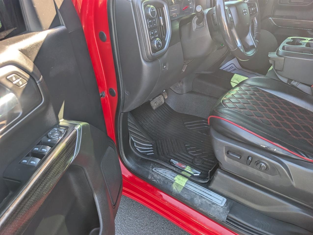 Chevrolet Silverado 1500 RST Crew Cab 4WD 2020