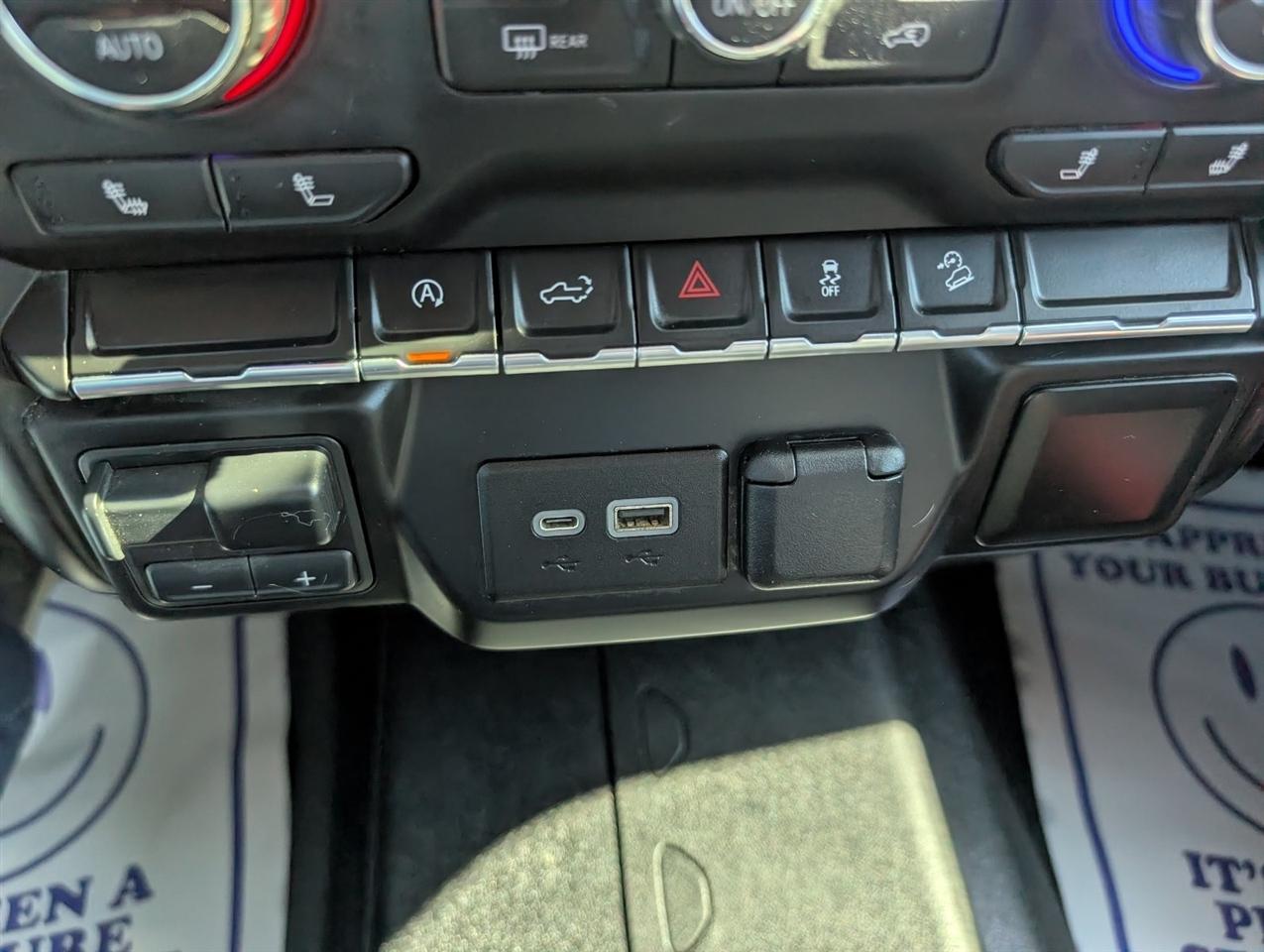Chevrolet Silverado 1500 RST Crew Cab 4WD 2020