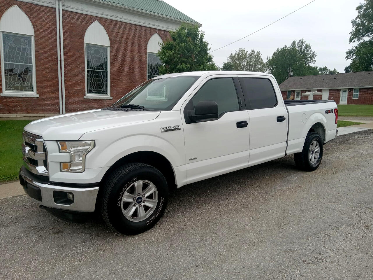 2015 Ford F-150 XLT SuperCrew Short Bed 4WD