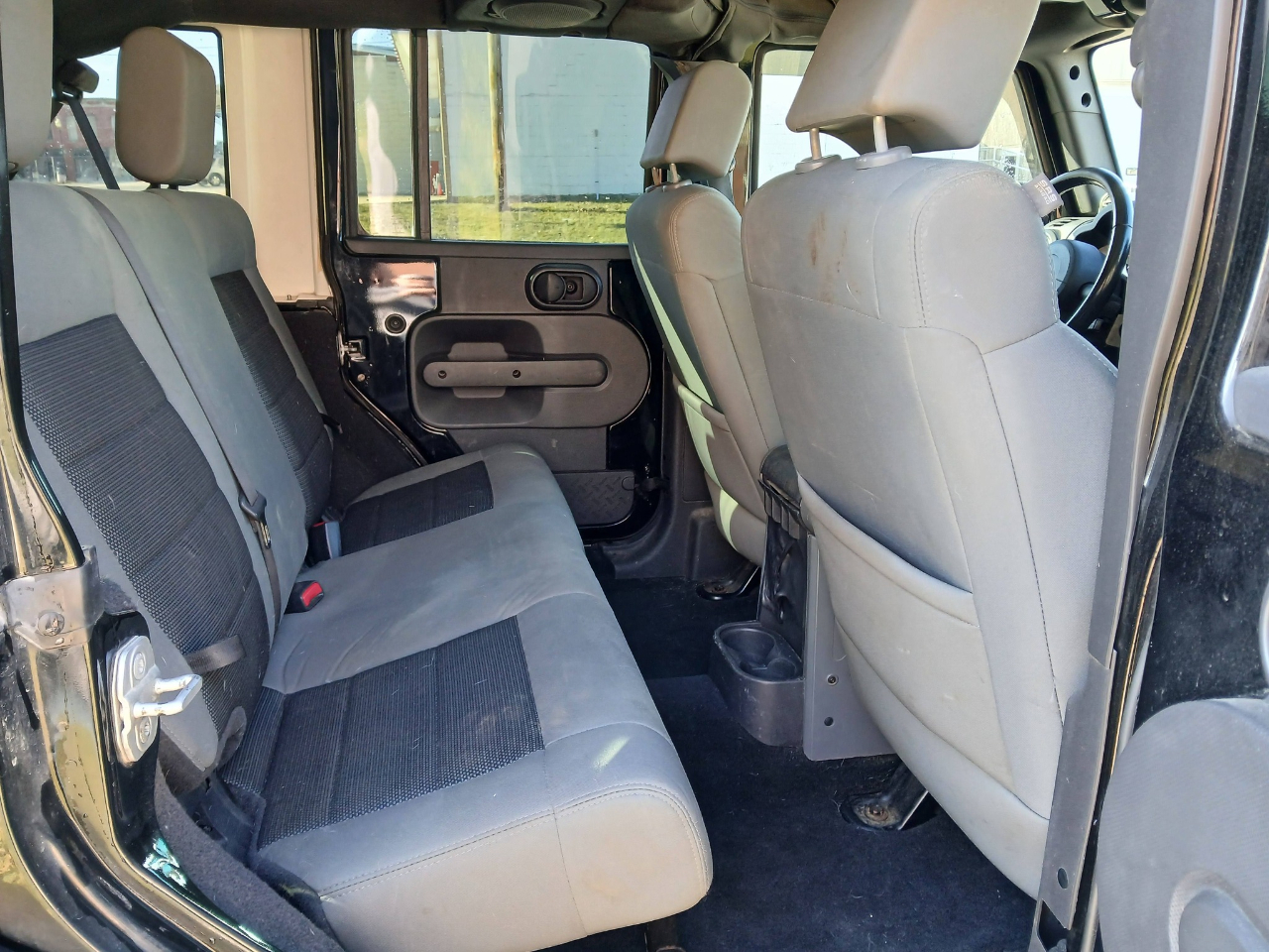 Jeep Wrangler Unlimited Sport 4WD 2010