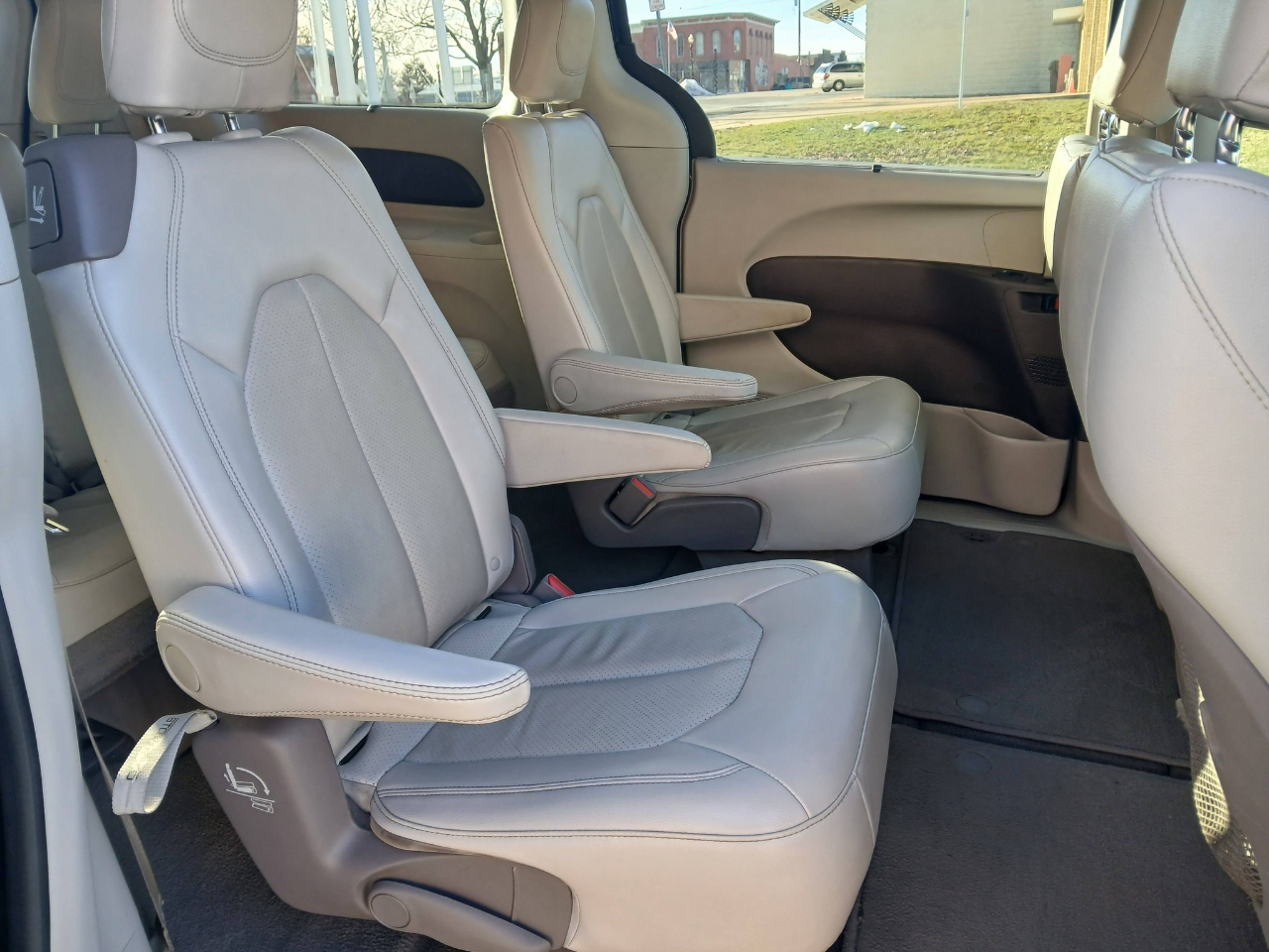 Chrysler Pacifica Touring-L 2020