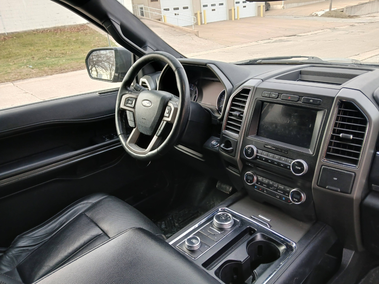 Ford Expedition XLT 4WD 2018