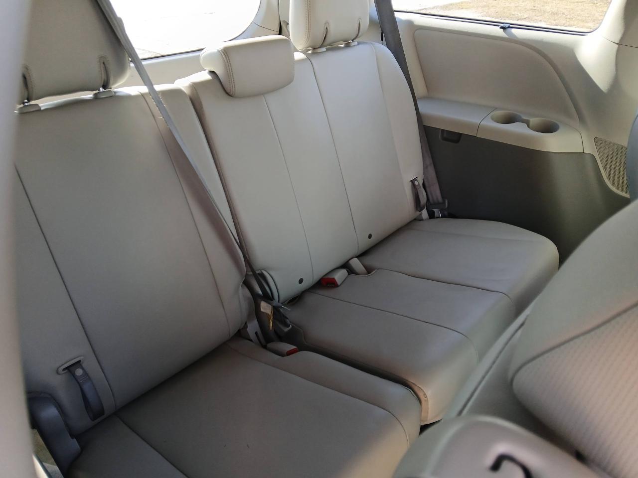 Toyota Sienna Limited AWD 7-Passenger V6 2013