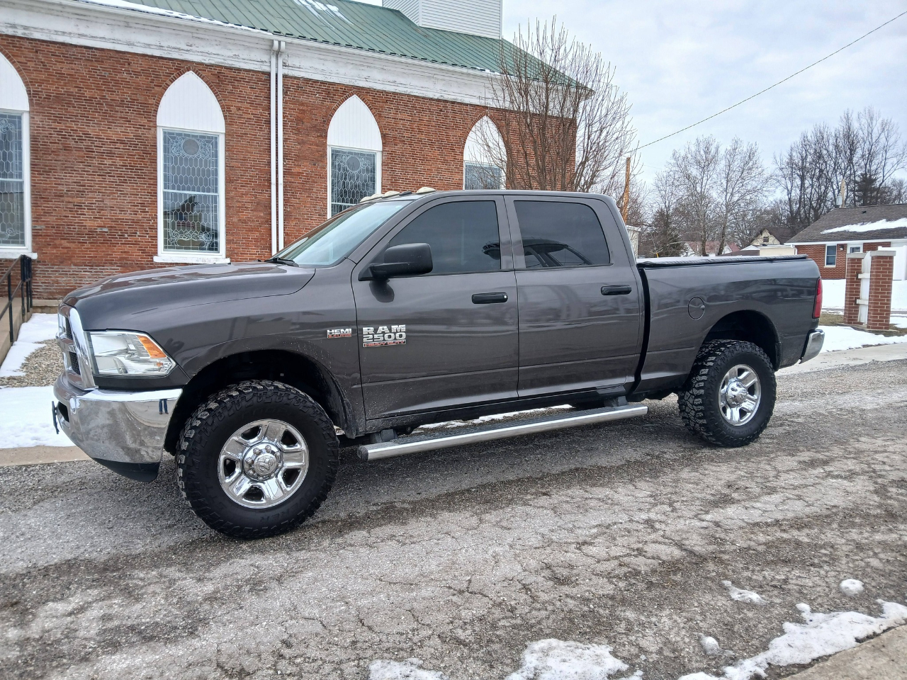 2017 RAM 2500 Tradesman Crew Cab SWB 4WD