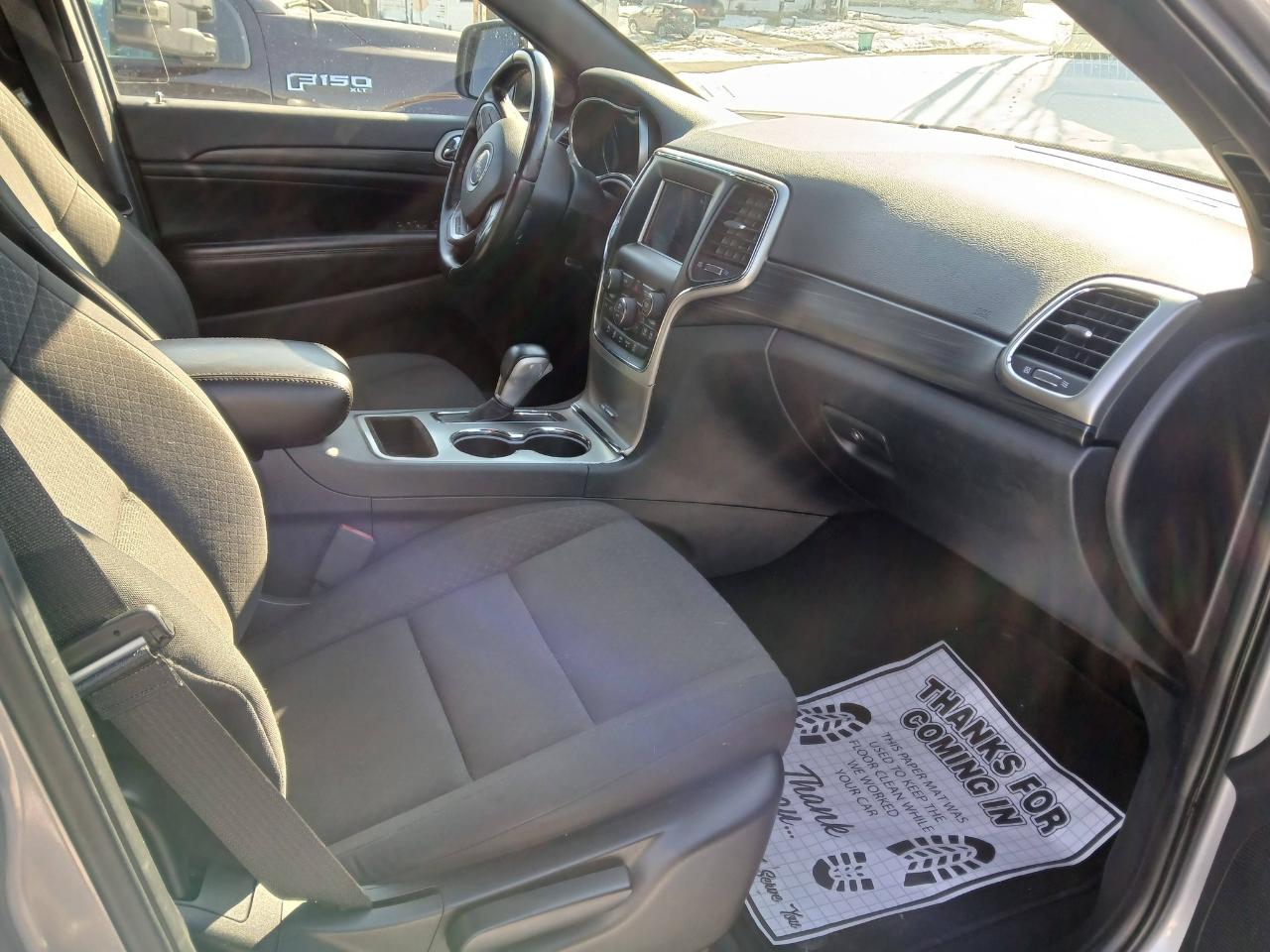 Jeep Grand Cherokee Laredo 4WD 2019