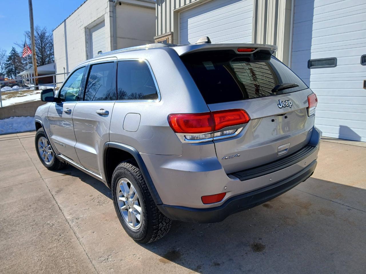 Jeep Grand Cherokee Laredo 4WD 2019