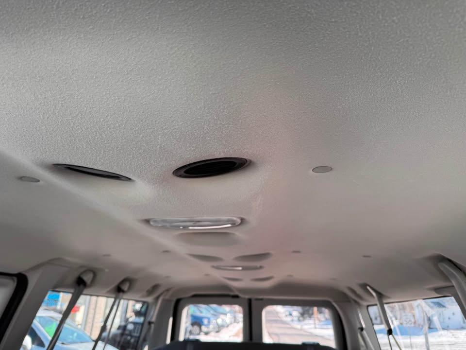 Ford Econoline E-350 XL Super Duty 2008