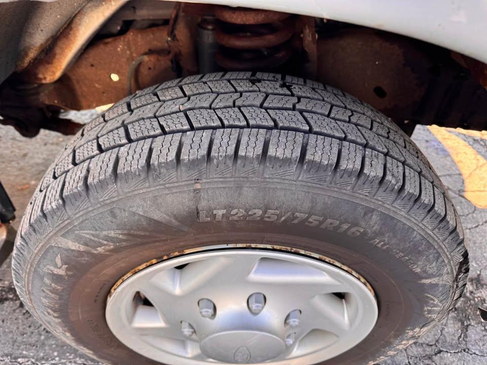 Ford Econoline E-350 XL Super Duty 2008