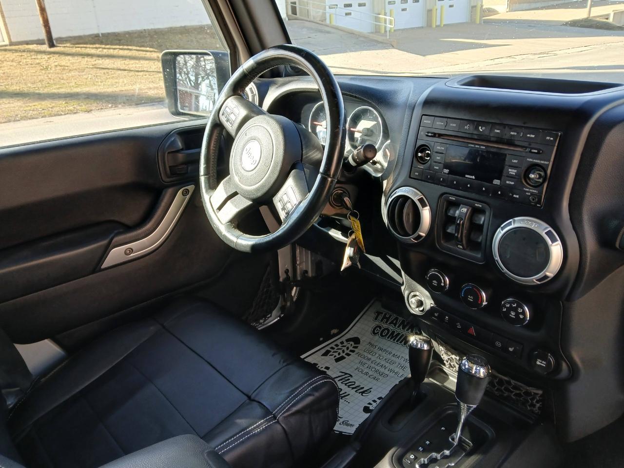 Jeep Wrangler Unlimited Sahara 4WD 2012