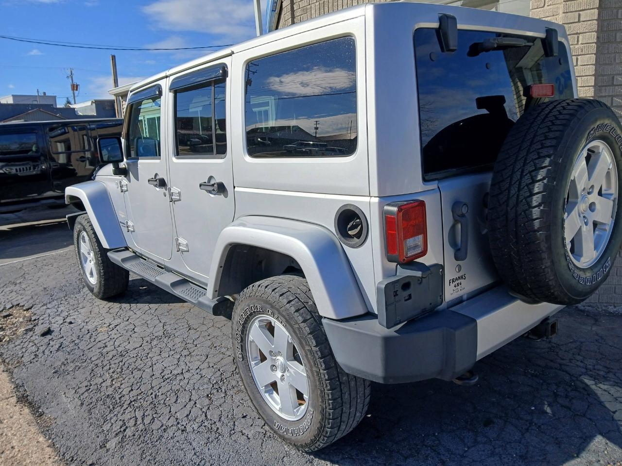Jeep Wrangler Unlimited Sahara 4WD 2012