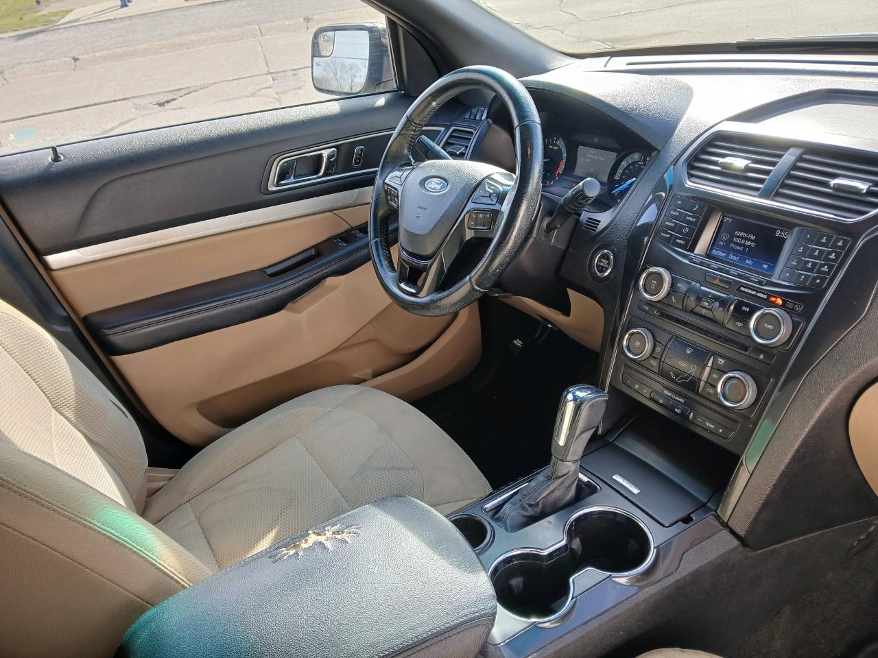 Ford Explorer XLT FWD 2017