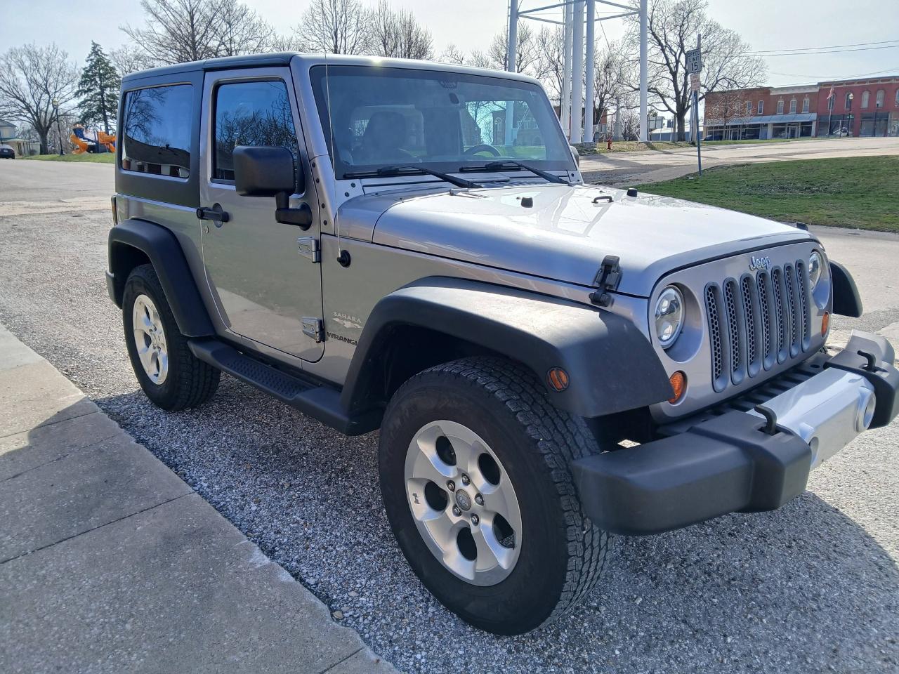 Jeep Wrangler Sahara 4WD 2013