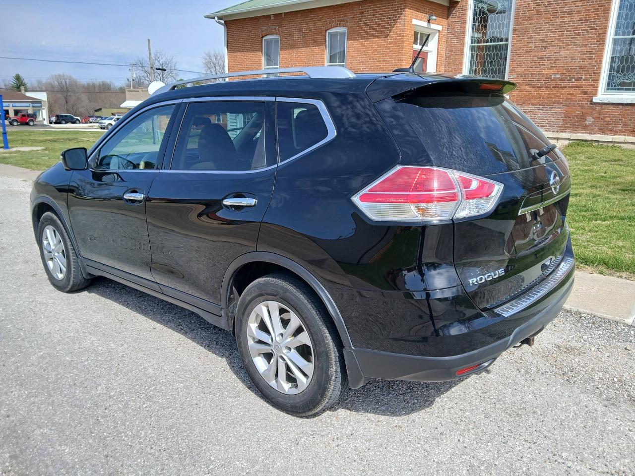 Nissan Rogue SV AWD 2015