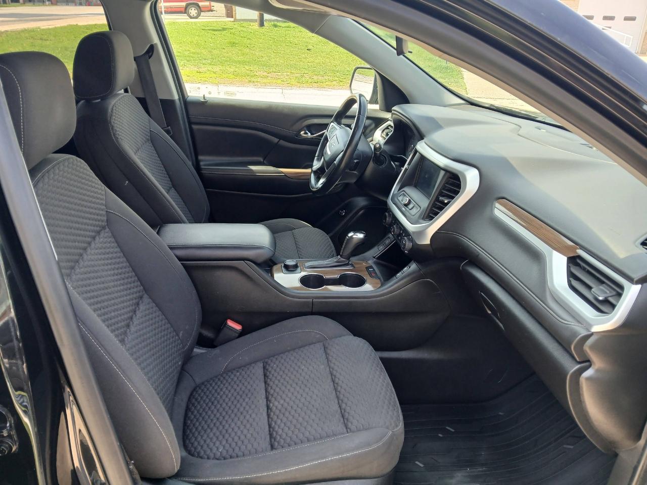 GMC Acadia SLE-2 FWD 2019