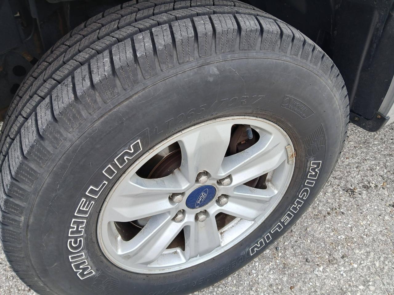 Ford F-150 Lariat SuperCab 8-ft. 4WD 2016