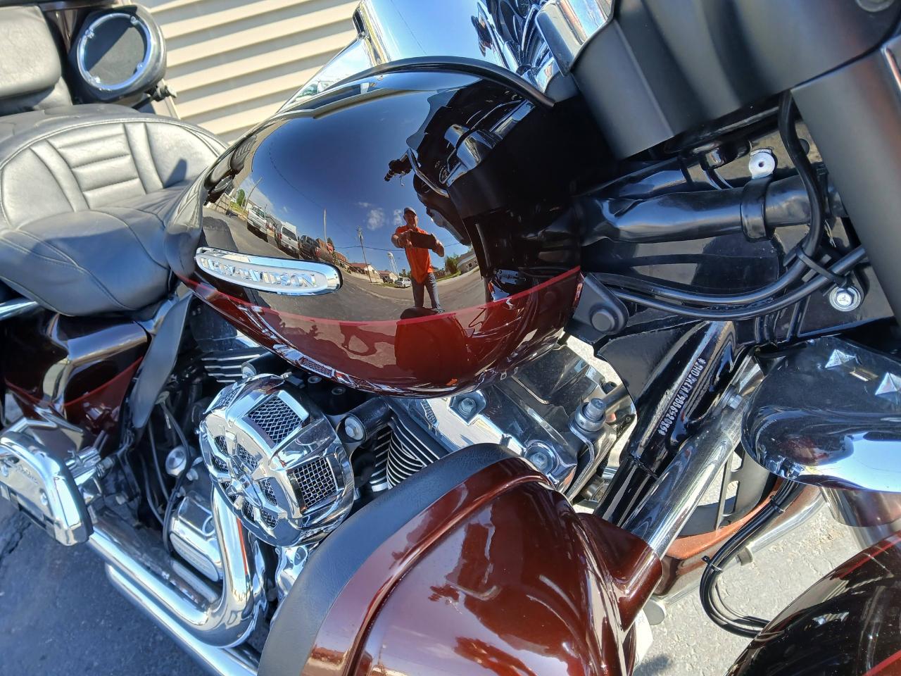 Harley-Davidson FLHTK  2011