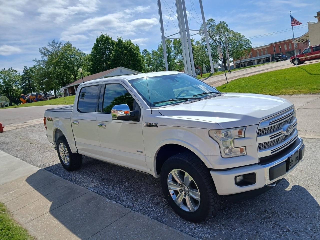 Ford F-150 Platinum SuperCrew 5.5-ft. Bed 4WD 2016