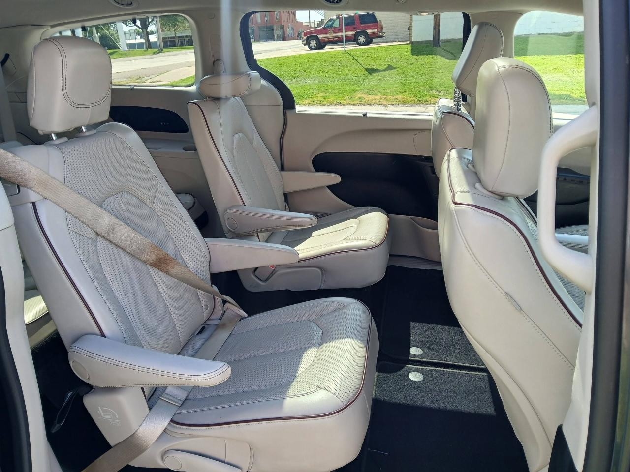 Chrysler Pacifica Limited 2020