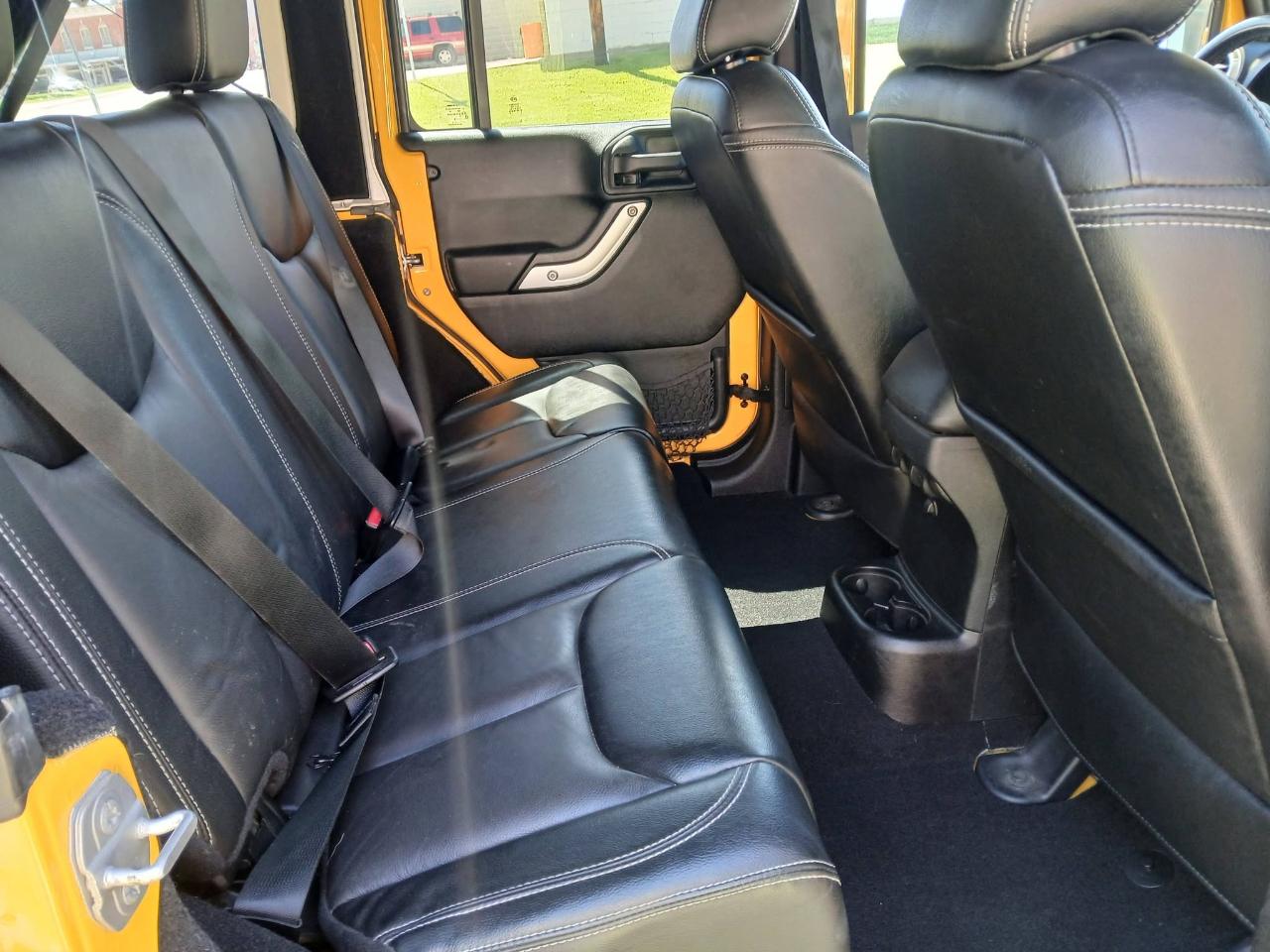 Jeep Wrangler Unlimited Rubicon 4WD 2015
