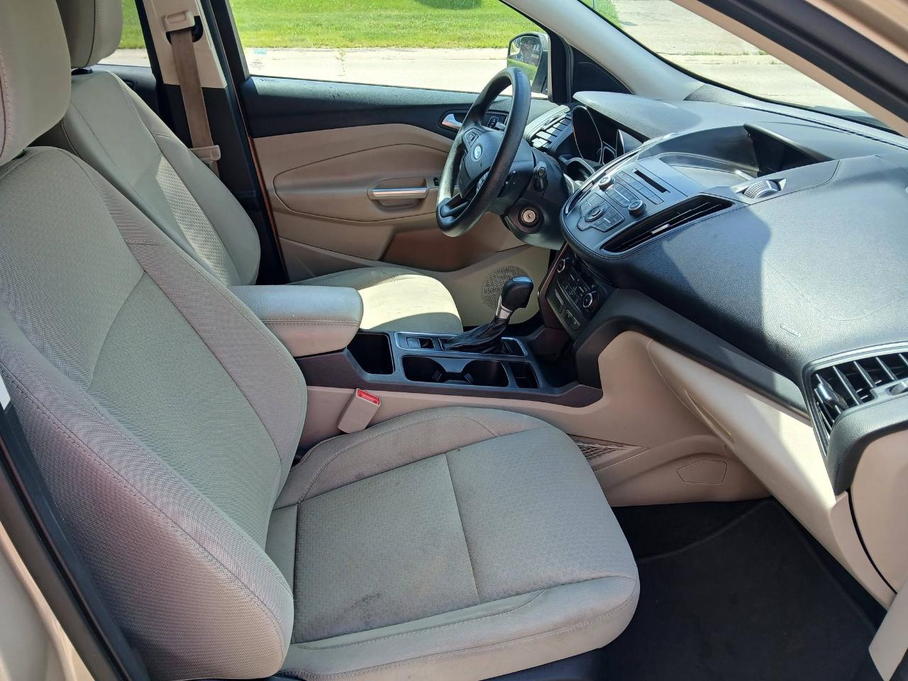 Ford Escape SE FWD 2017