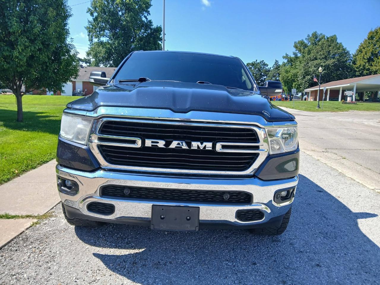 RAM 1500 Big Horn Crew Cab SWB 4WD 2020