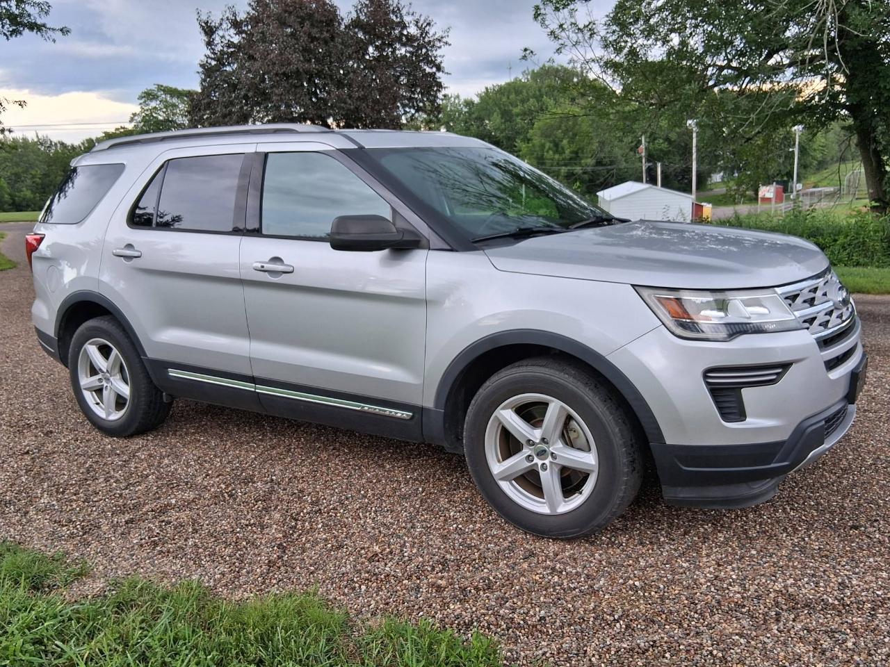 Ford Explorer XLT FWD 2019