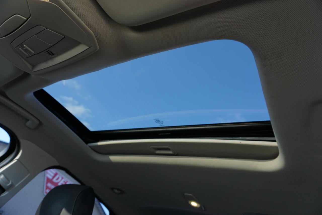 Ford Focus SE Sedan 2016