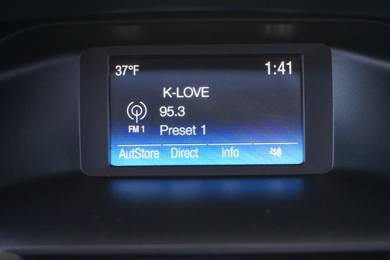 Ford Focus SE Sedan 2016