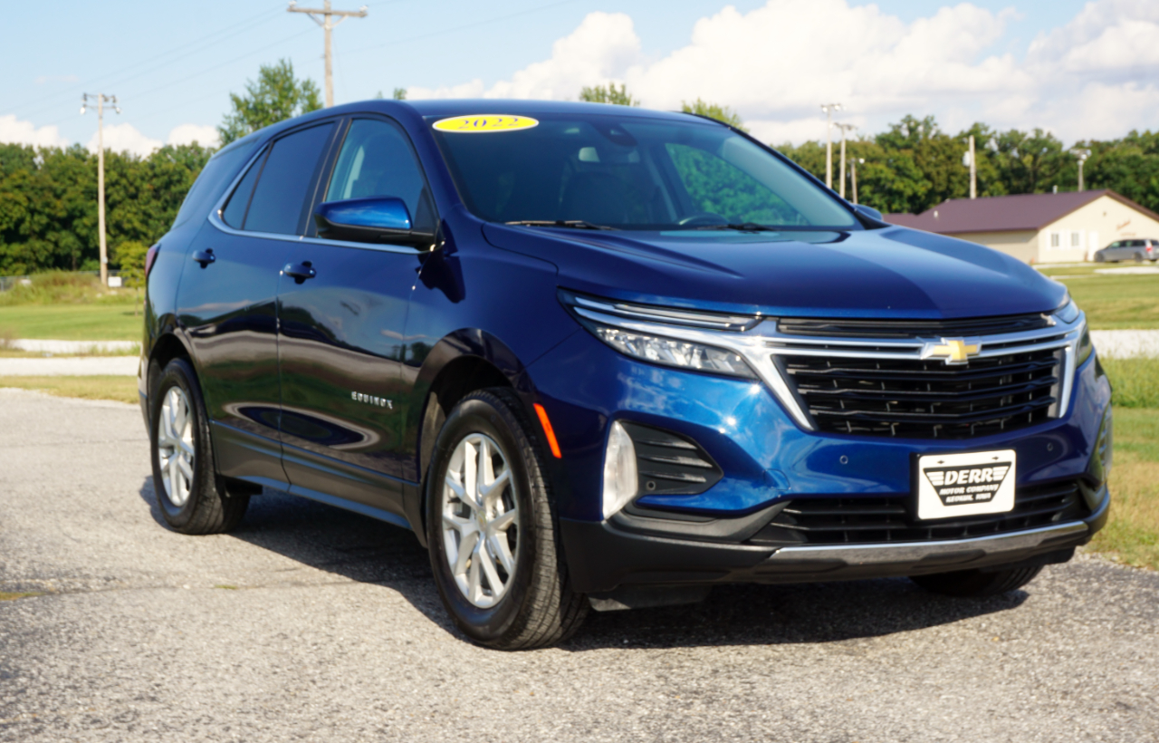 2022 Chevrolet Equinox LT photo 3
