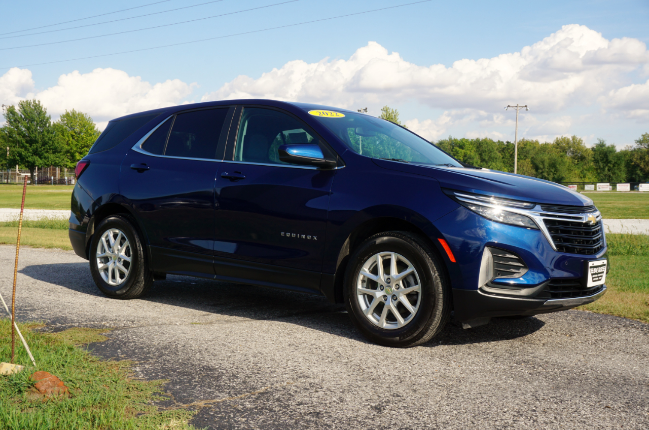 2022 Chevrolet Equinox LT photo 4