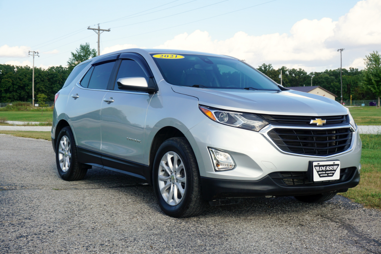 2021 Chevrolet Equinox LT photo 2
