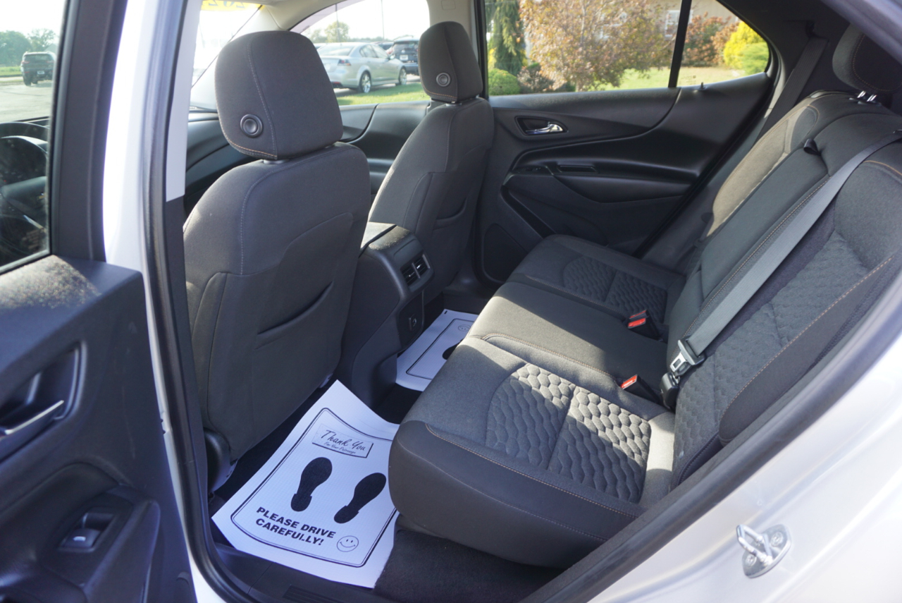 2021 Chevrolet Equinox LT photo 6