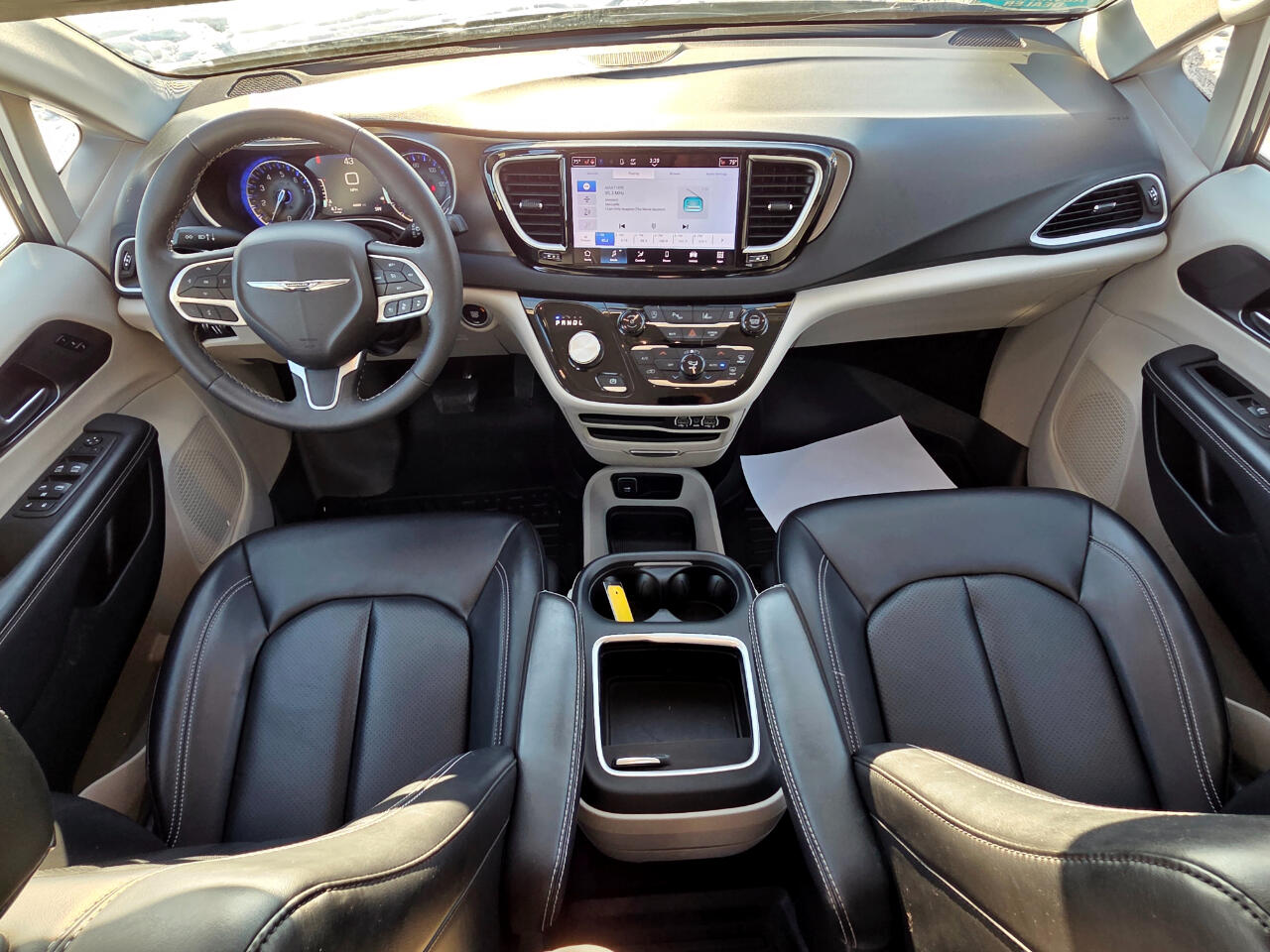 Chrysler Pacifica Touring L 2023