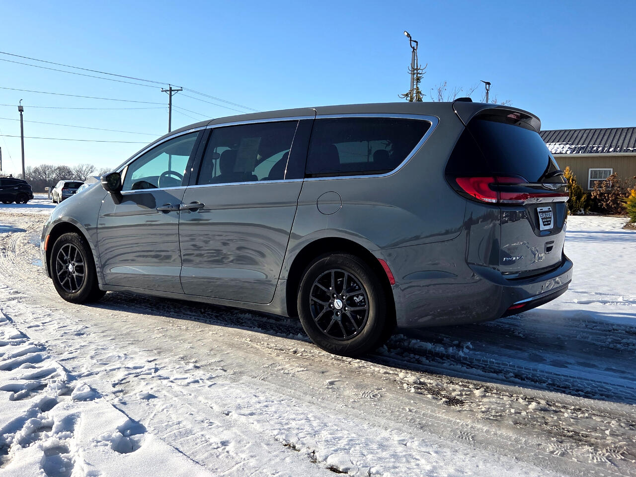 Chrysler Pacifica Touring L 2023