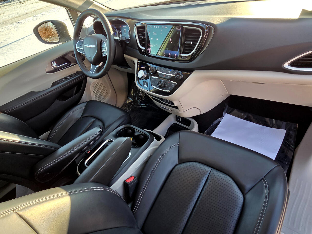 Chrysler Pacifica Touring L 2023