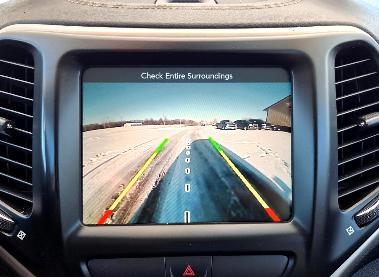 Jeep Cherokee Limited FWD 2016