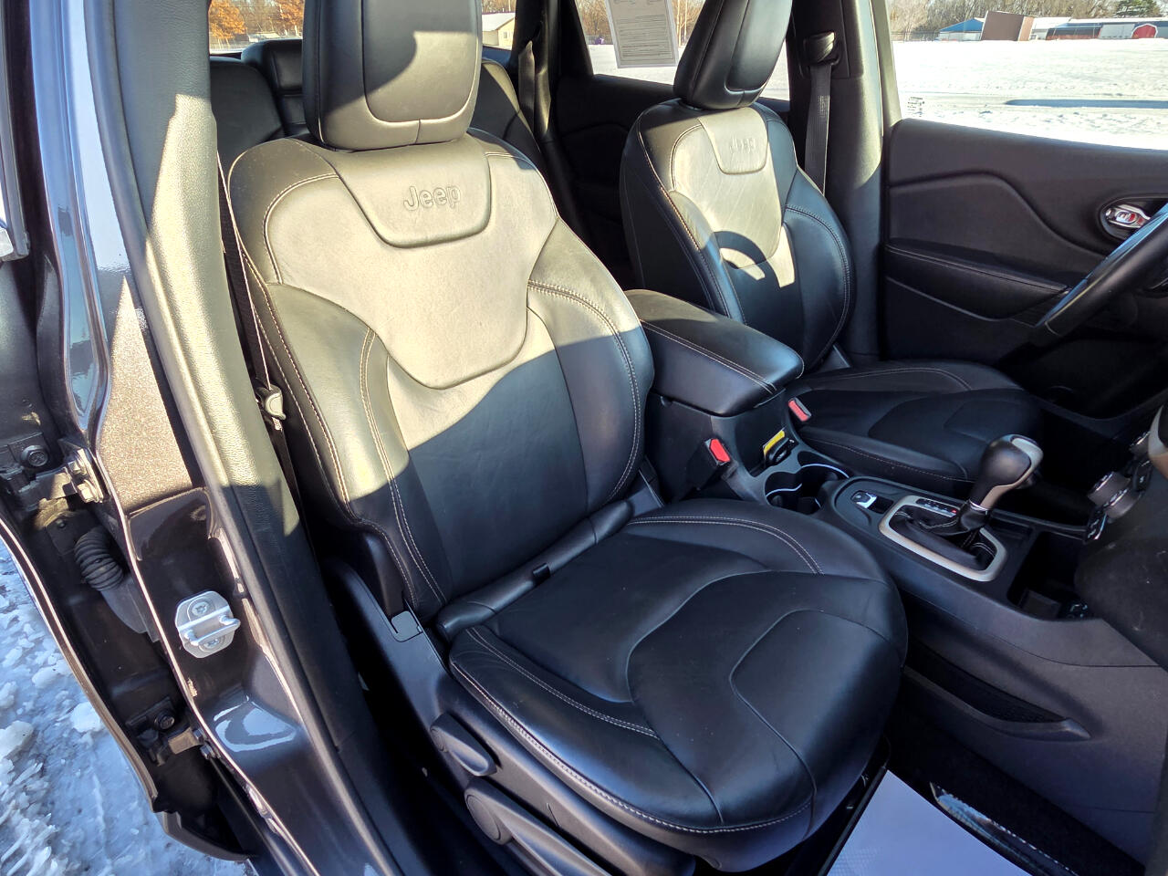 Jeep Cherokee Limited FWD 2016