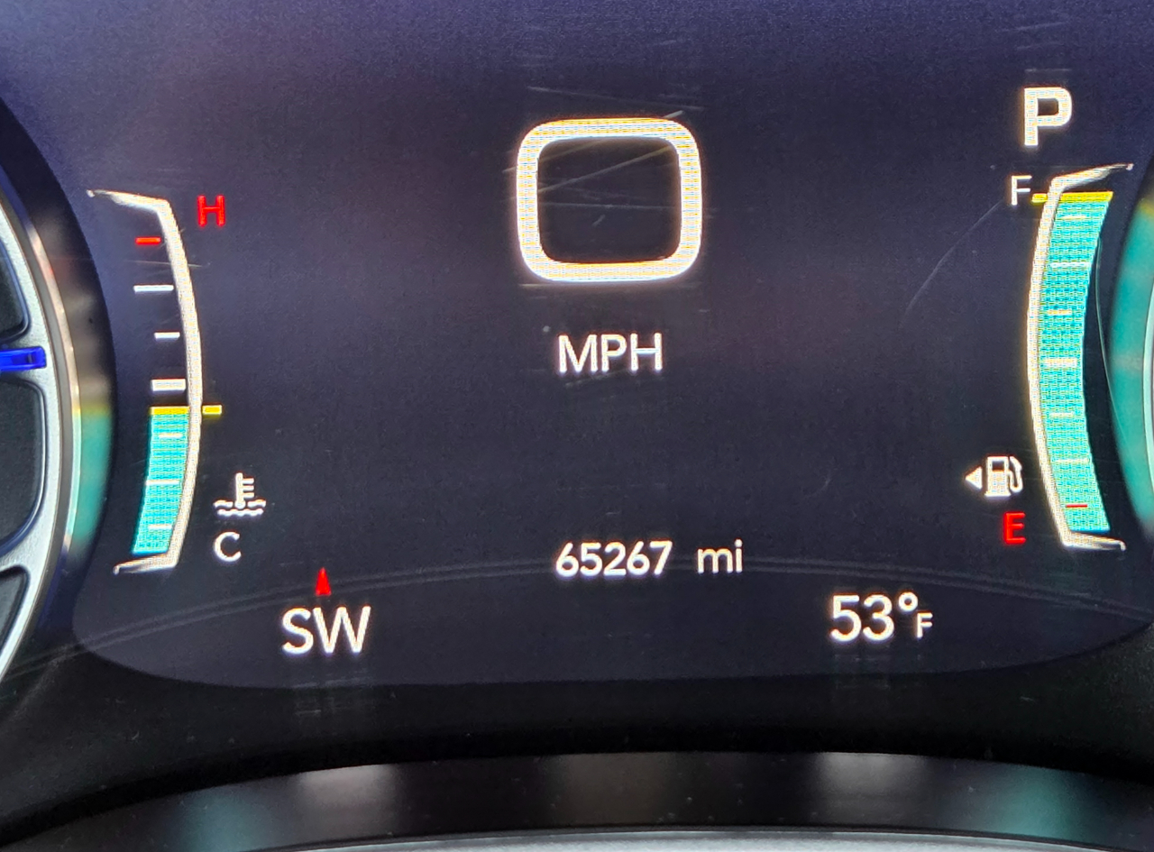 Chrysler Pacifica Touring L 2024