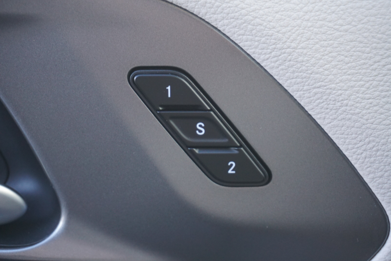 Chrysler Pacifica Touring L 2024