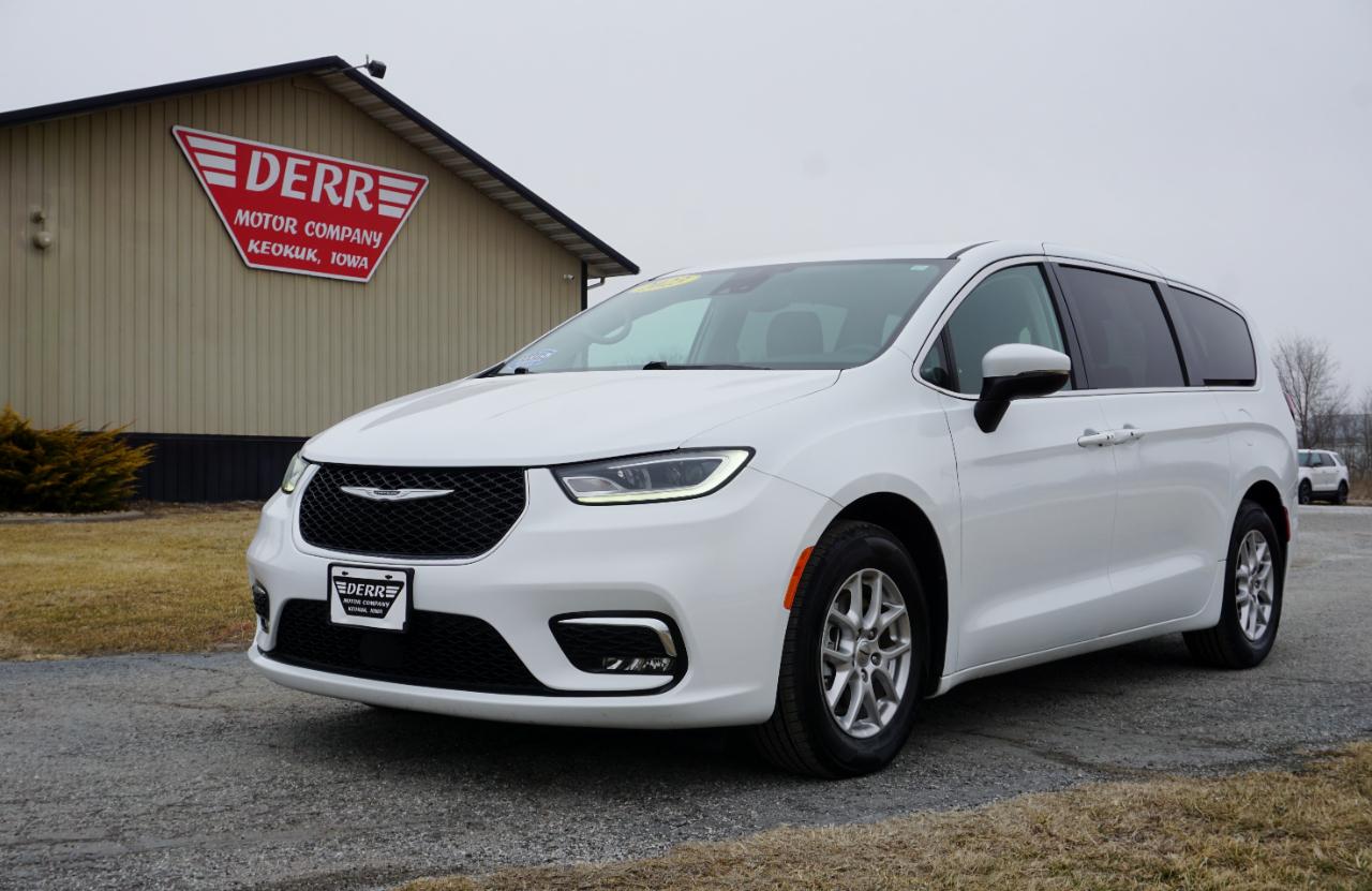 Chrysler Pacifica Touring L 2023