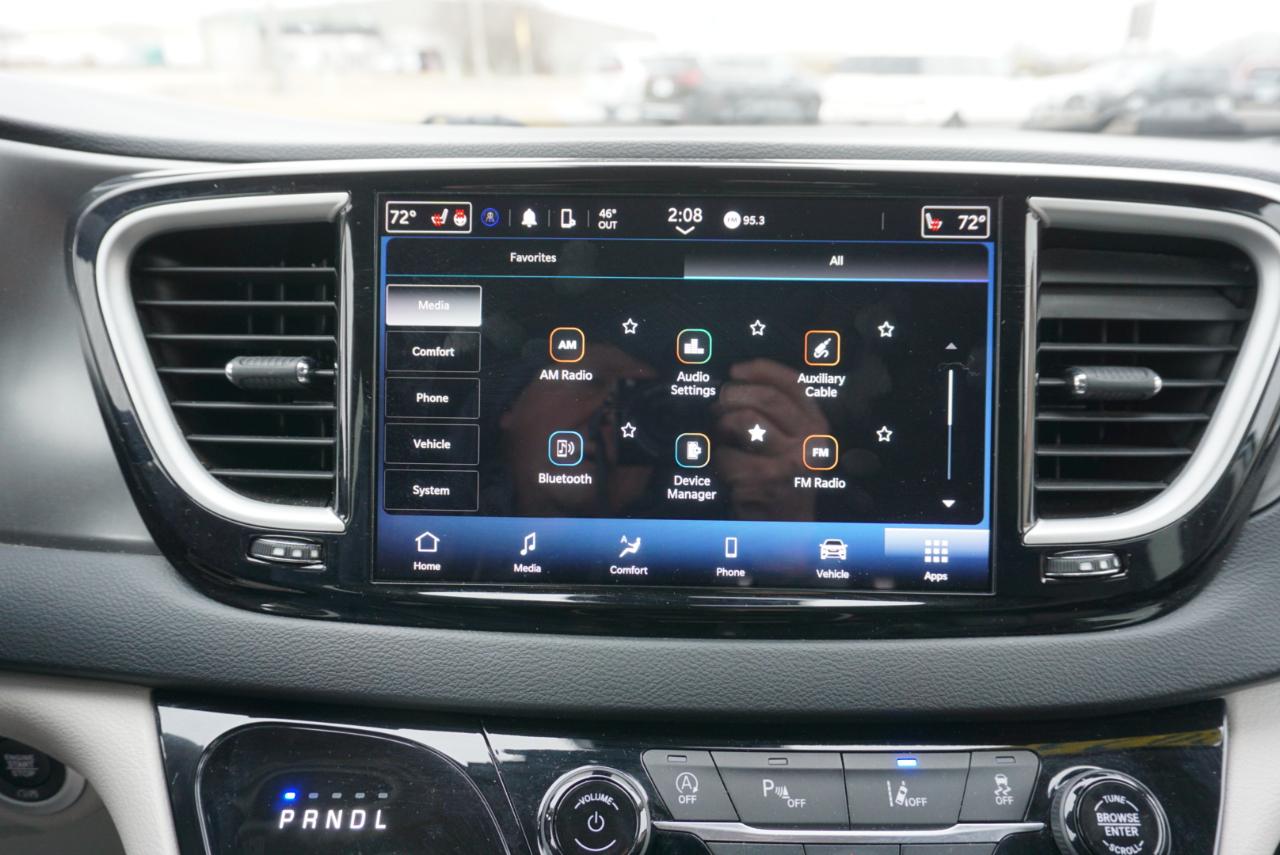 Chrysler Pacifica Touring L 2023