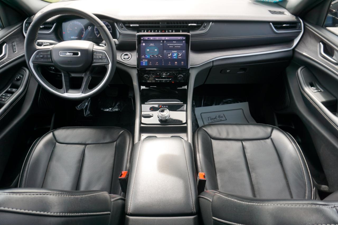 Jeep Grand Cherokee L Limited 4WD 2024