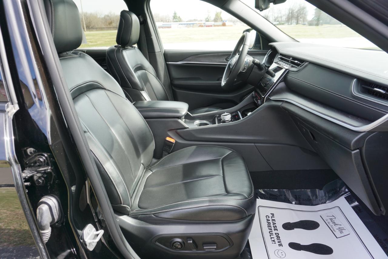 Jeep Grand Cherokee L Limited 4WD 2024