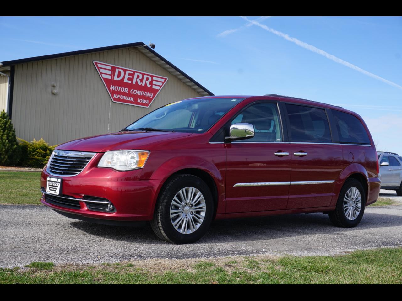 2016 Chrysler Town & Country Touring-L